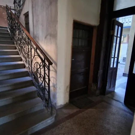 Apartment Dombovari Way